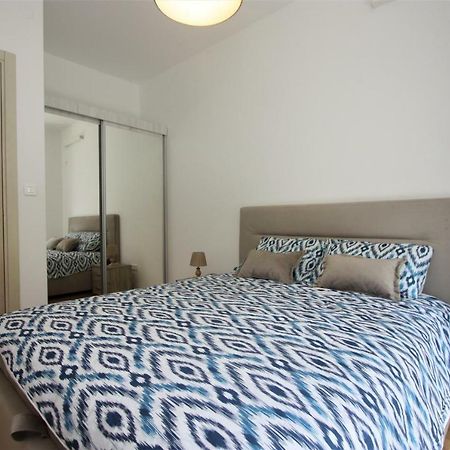 Luxury 1 Bedroom Apartment With Cozy Garden D2-2 In Morinj 科托尔 外观 照片